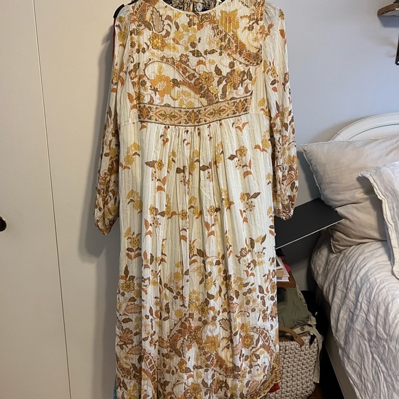 Looking for swaps. Spell boho dresses only. Hendrix dress cream xs - Picture 2 of 6